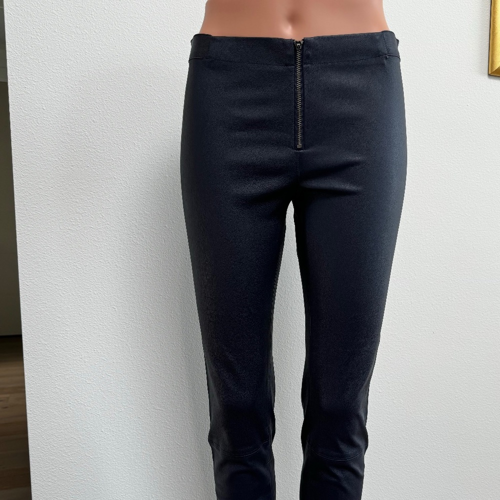 Alice & Olivia leather slim fit pants with front zipper
